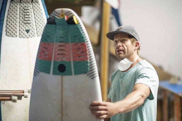 Surfshop en ligne : vous pouvez aussi y louer des accessoires de surf